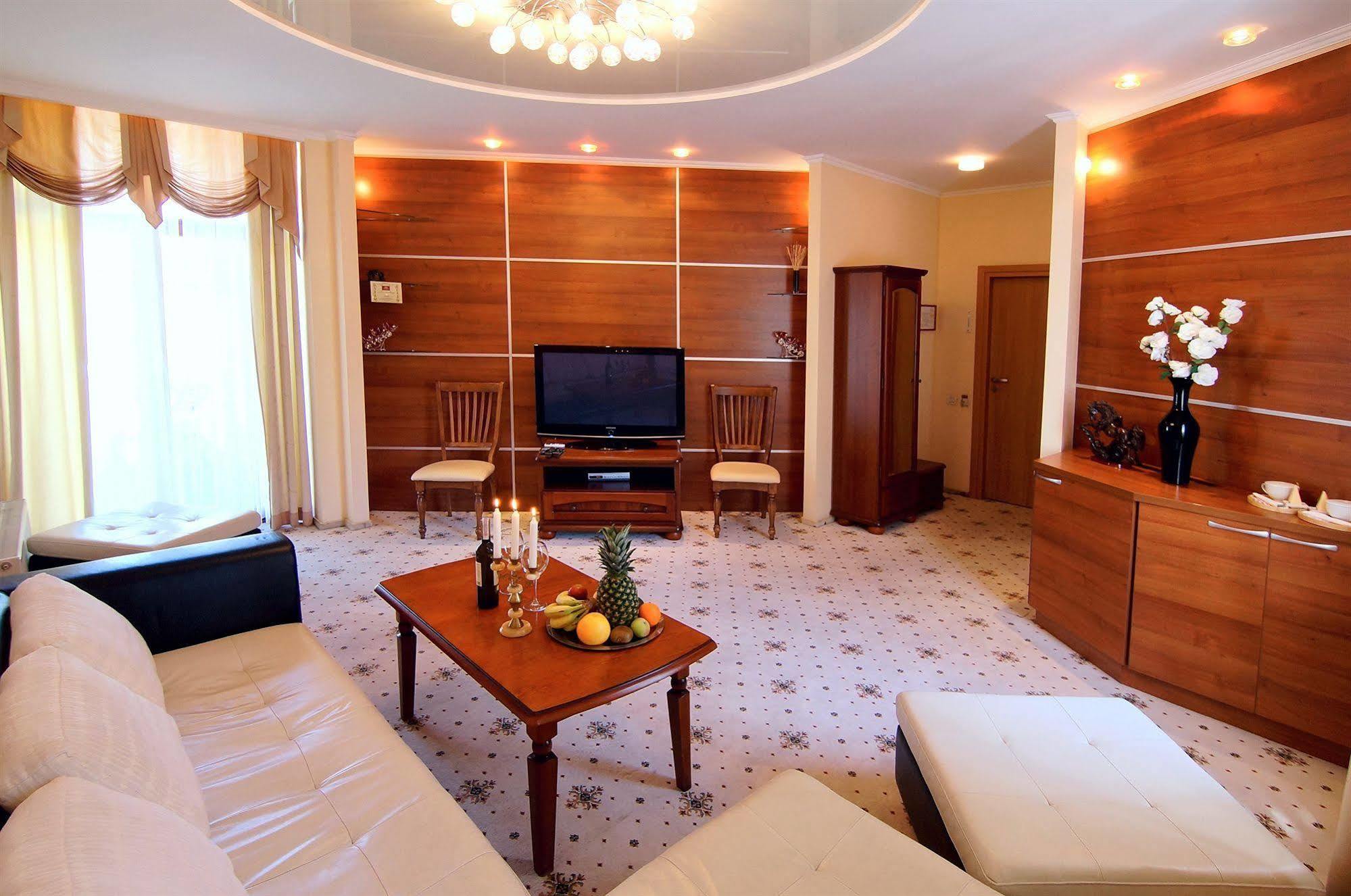 Residence Odesskij Dvorik Odessa Exterior foto
